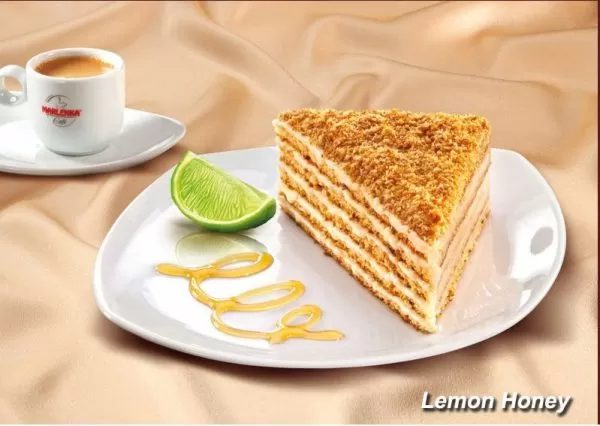 Tort Marlenka cu miere si lămâie 800g