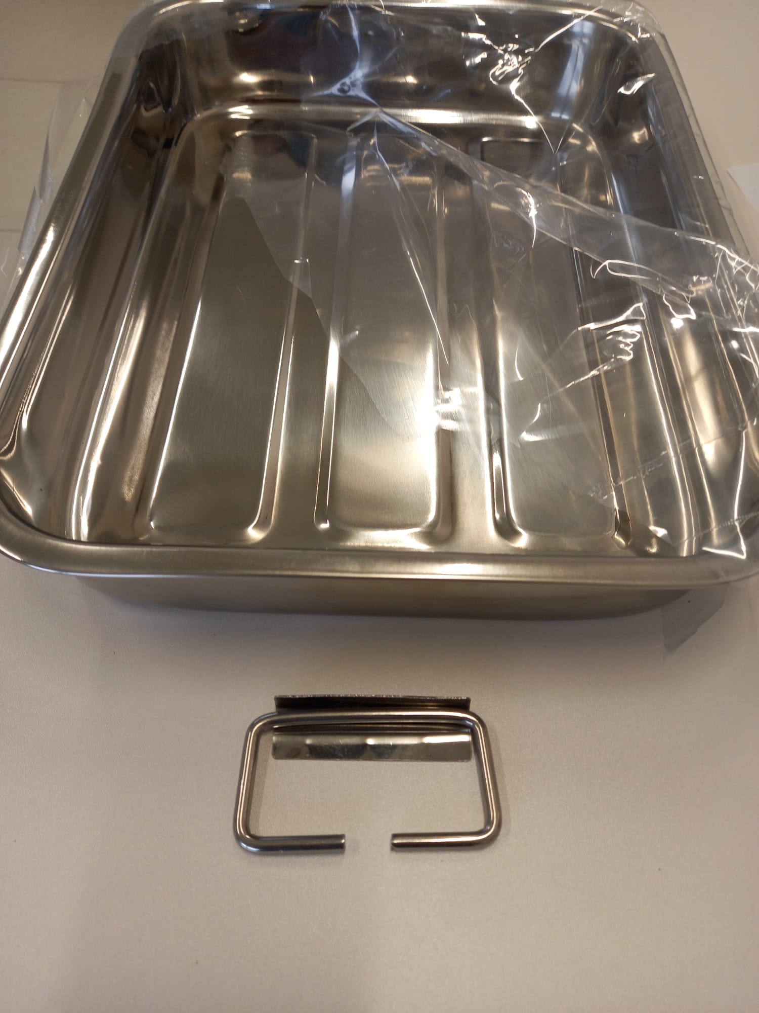 Tavă din oțel inoxidabil 37x28x6 cm Resigilat